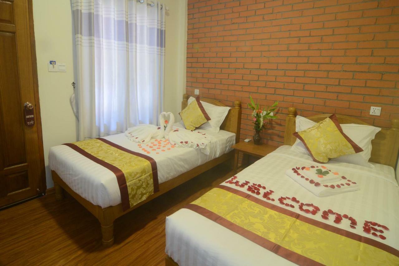 A Little Bit Of Bagan Hotel Экстерьер фото